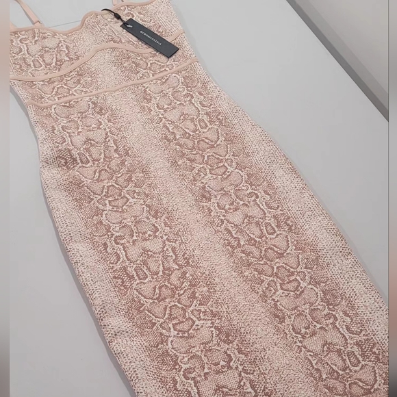 #35 NWT BCBG Snakeskin Bodycon Dream Dress medium - Picture 2 of 8